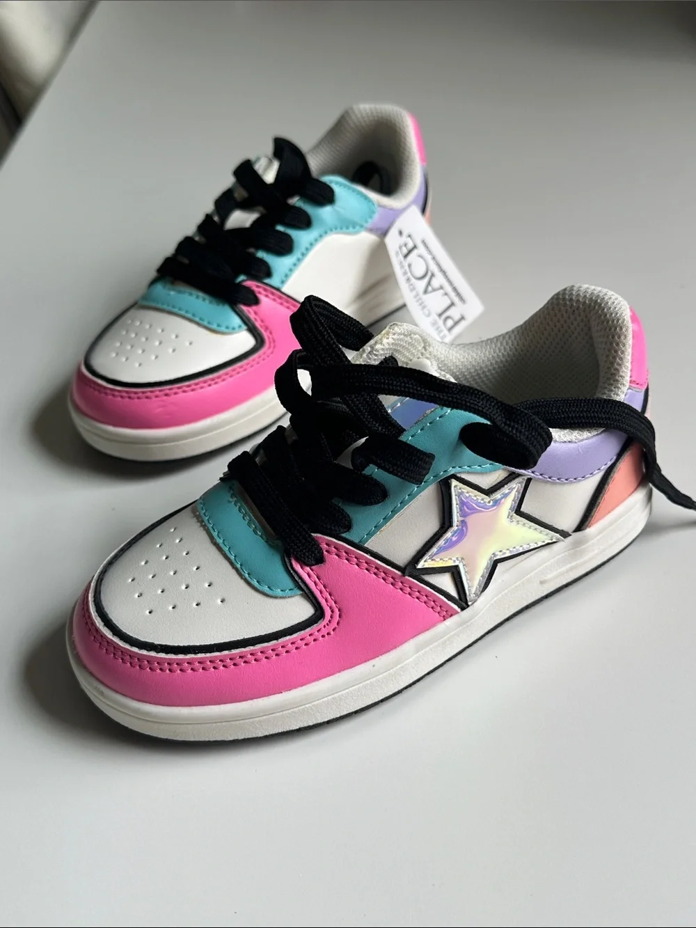NWT Color block star sneakers Little Kid size 11